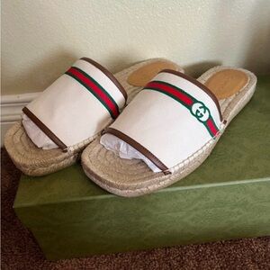 Gucci White and Brown Espadrille Sandals